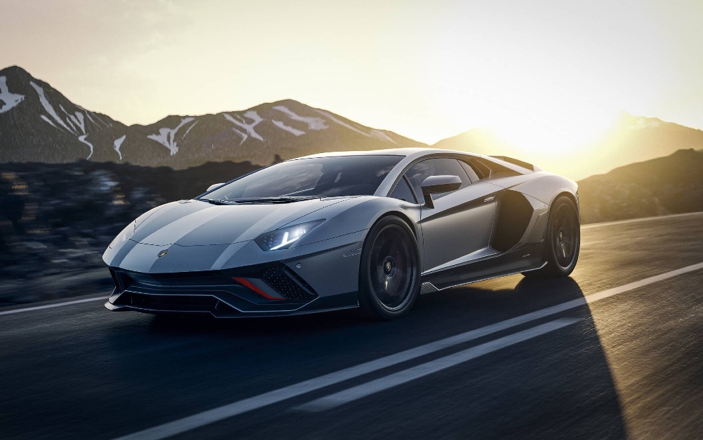 Lamborghini се сбогува с Aventador