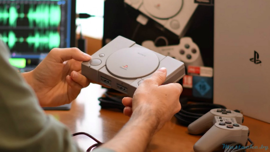 Sony пусна нова ретро конзола Playstation Classic